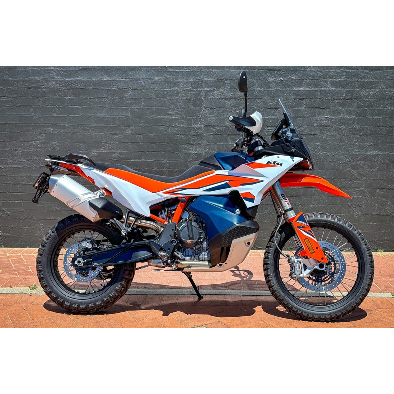DEALER DEMO 2024 KTM ADVENTURE 890 R $21,995* Excl Gov Charges