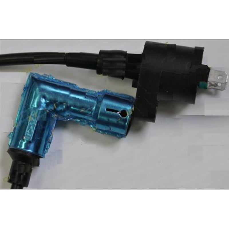 Outside Distributing Ignition Coil – 4 Strokes – Horizontal – GY6 08-0304