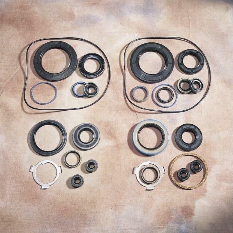 James Gasket Transmission Gasket and Seal Kit 33031-91